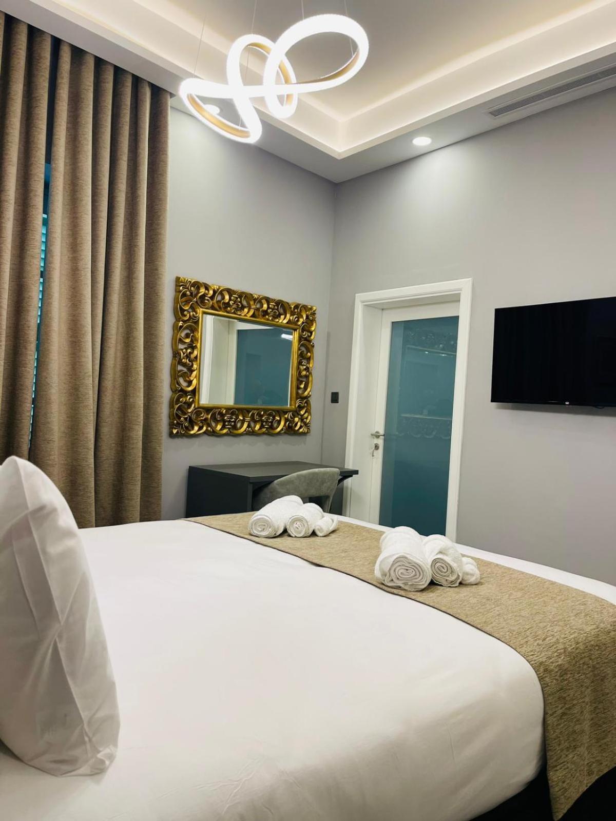 Howard House Hotel Мдина Екстериор снимка